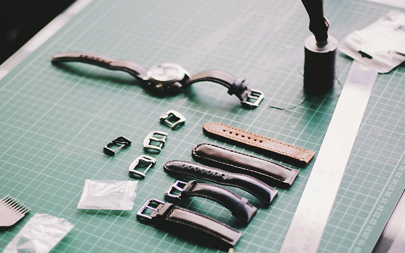 Jam Tangan Leather Strap