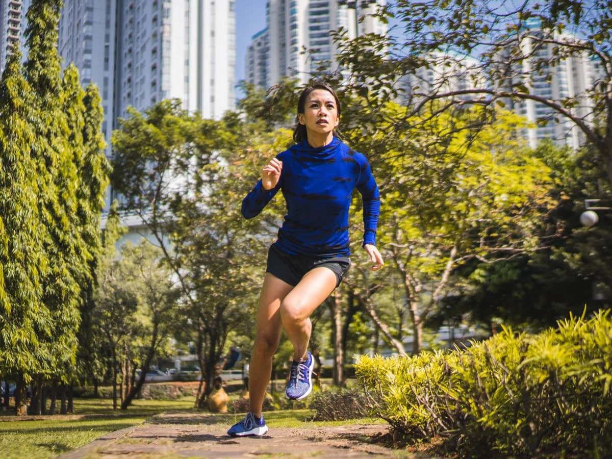 Melanie Putria lari pagi