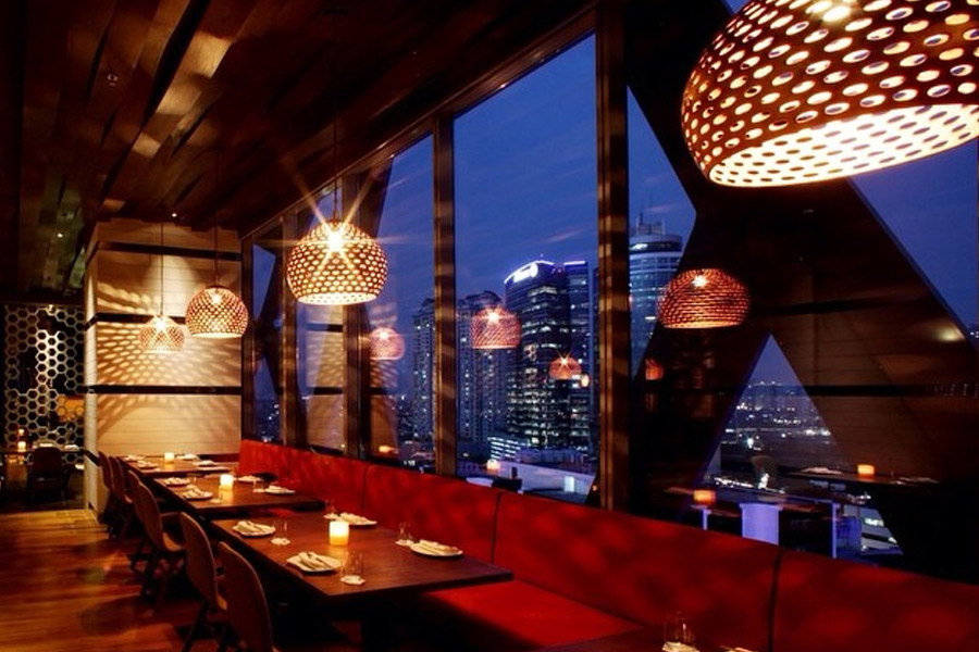 restoran di Jakarta untuk Malam Natal - Akira Back