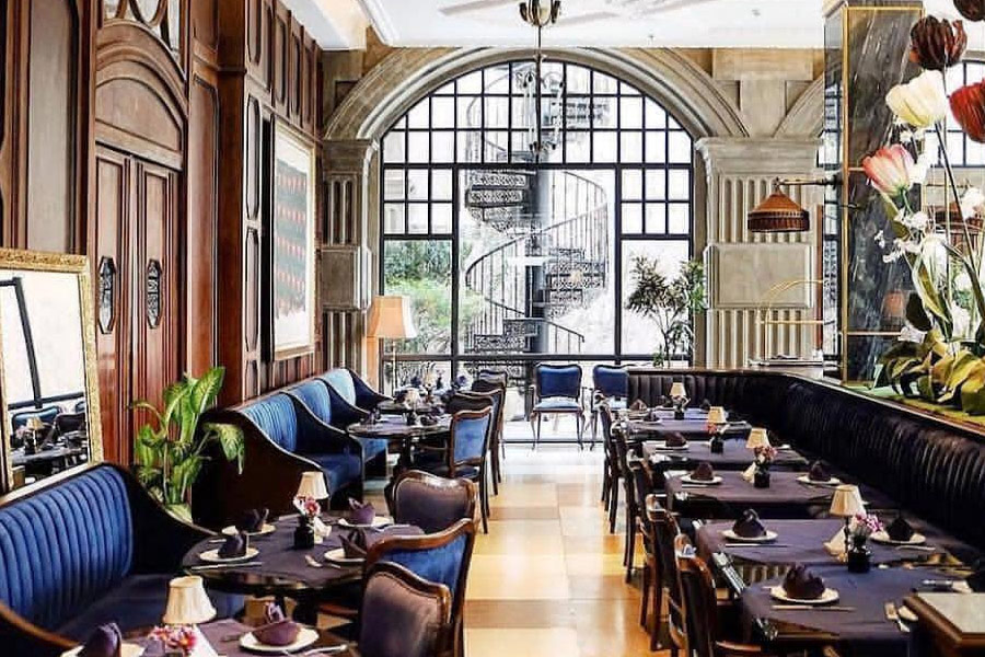 restoran di jakarta malam natal - sofia at the gunawarman