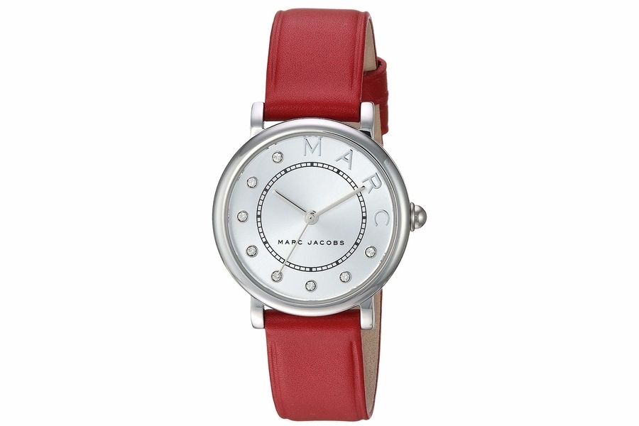 busana imlek - jam tangan marc jacobs