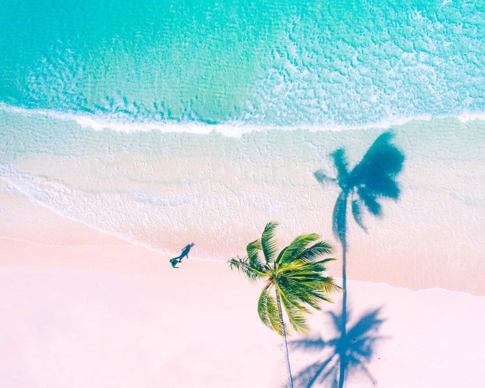 Pantai Kepulauan Kei Romantis