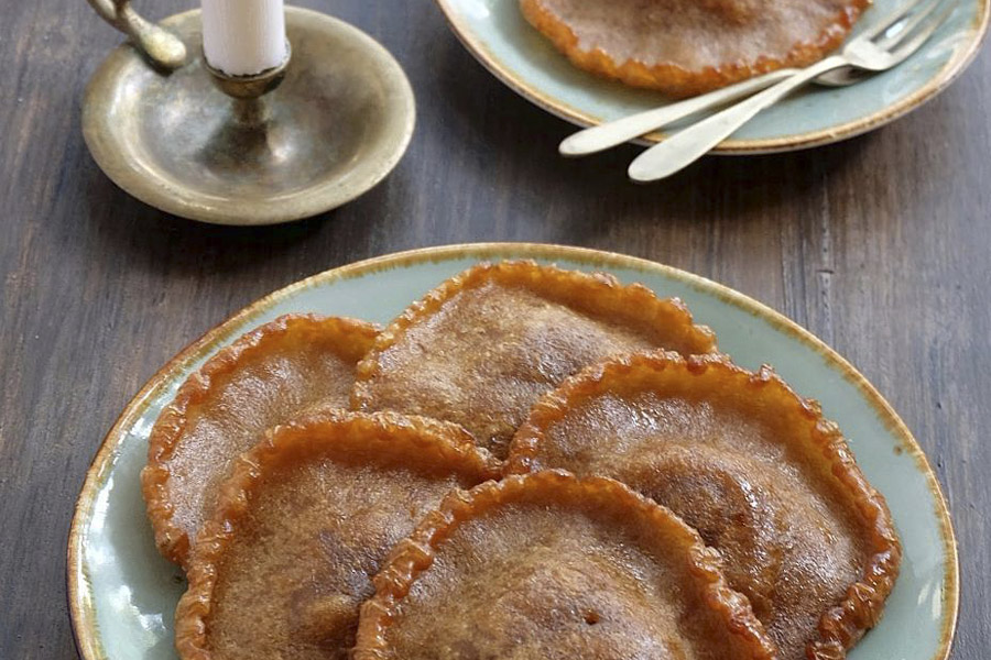 Jajanan Tradisional kue cucur