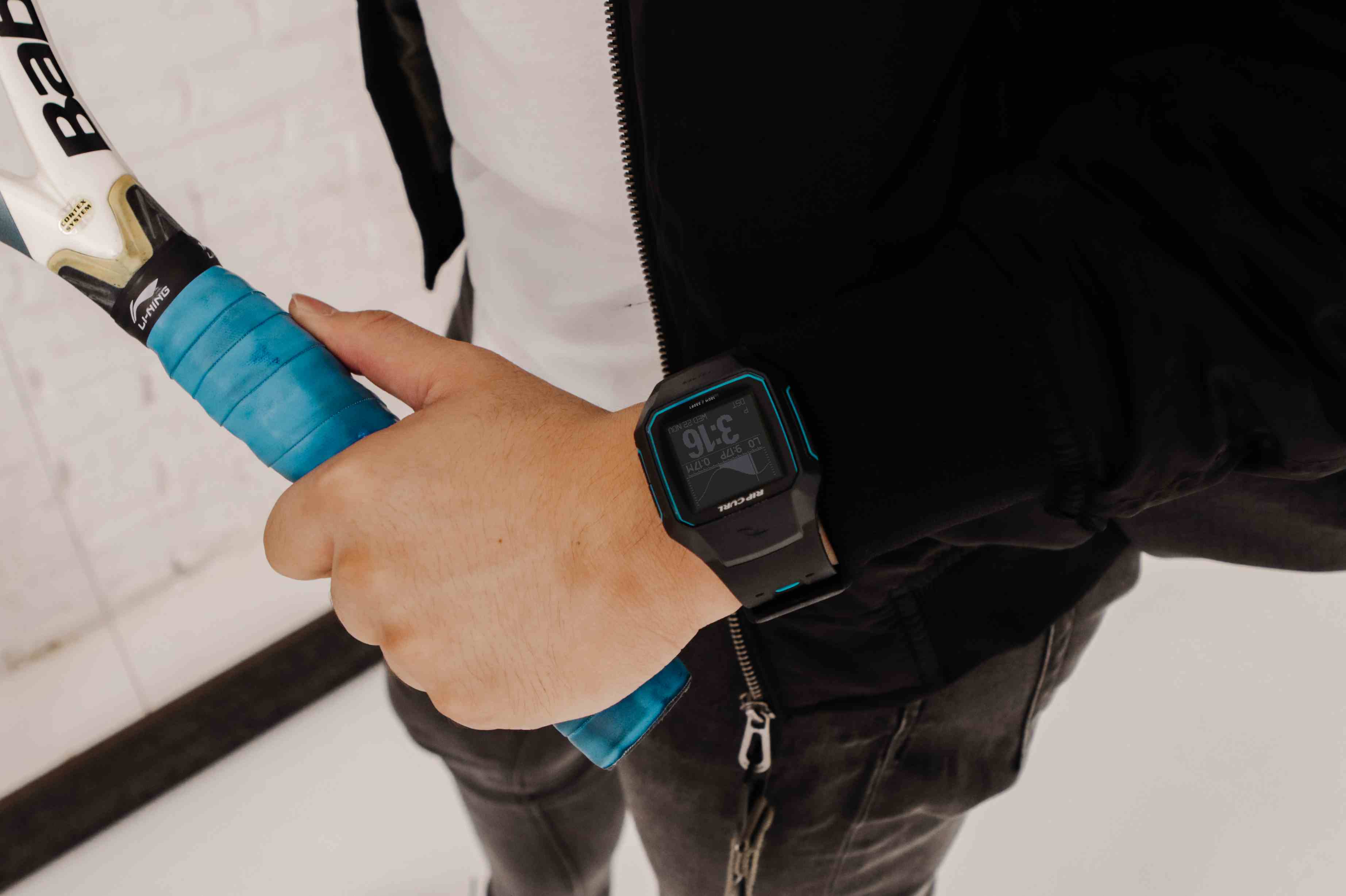 holiday gift berdasarkan karakter jam tangan rip curl