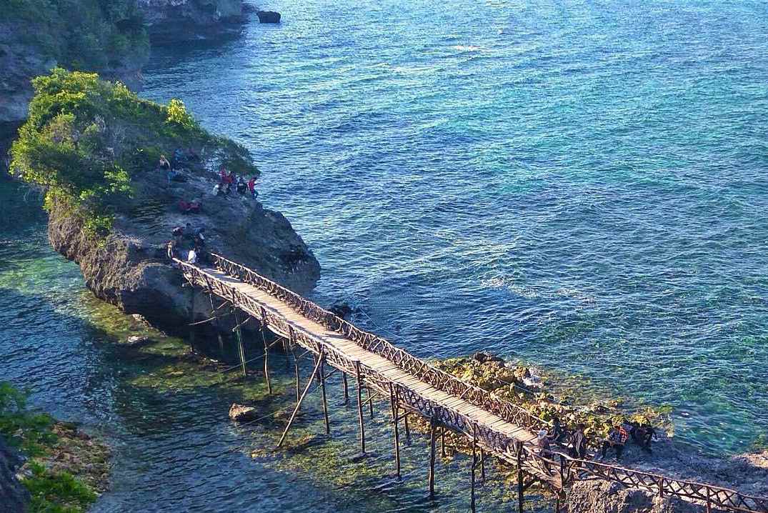 wisata alam makassar pantai appalarang