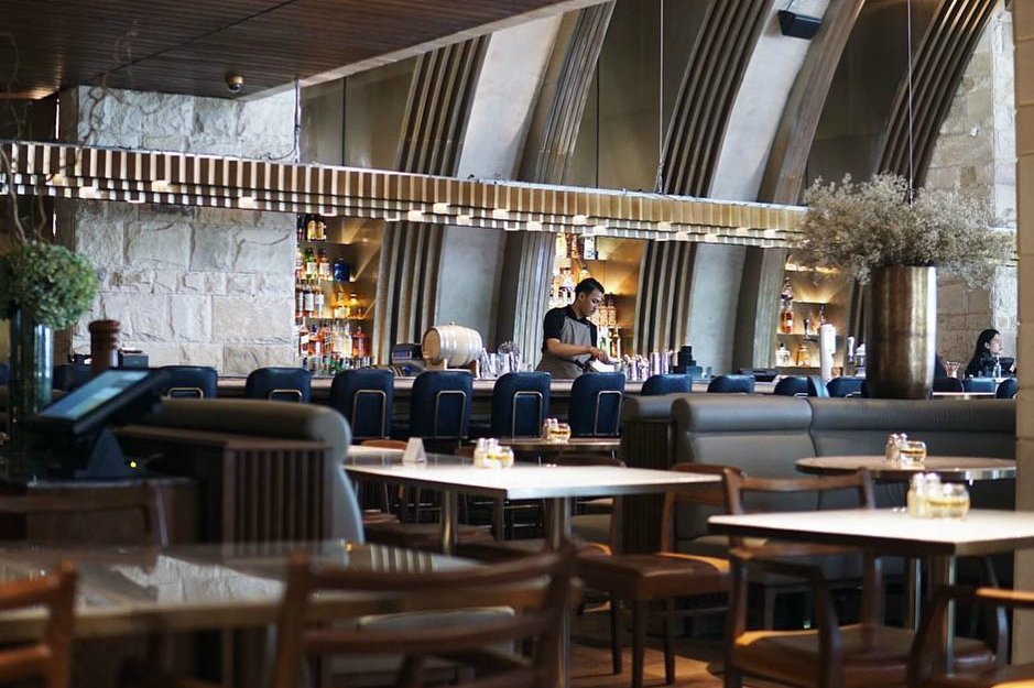 restoran romantis sparrow bar