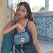 Inspirasi Gaya Outfit Liburan